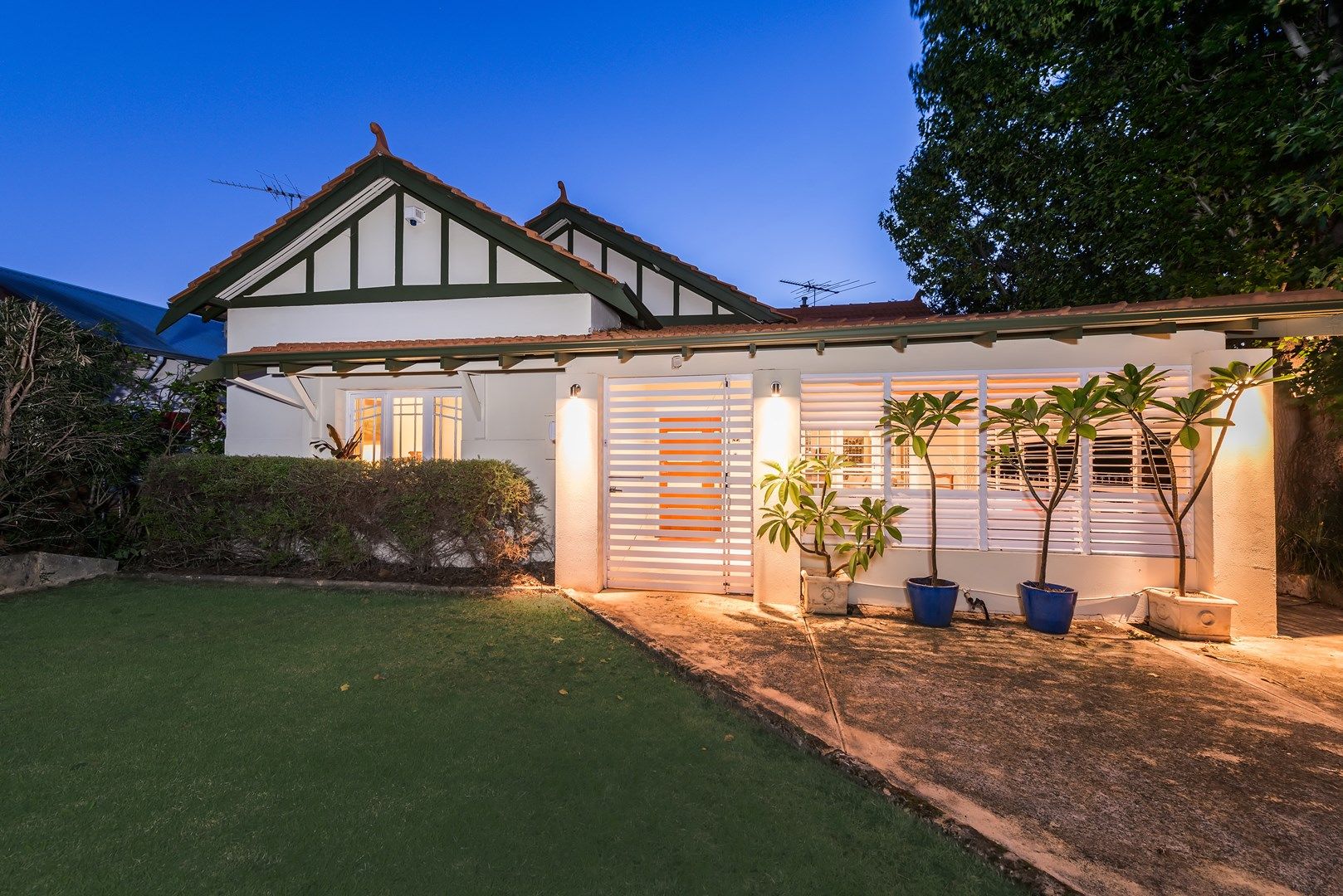 17 Lutey Avenue, Daglish WA 6008, Image 0