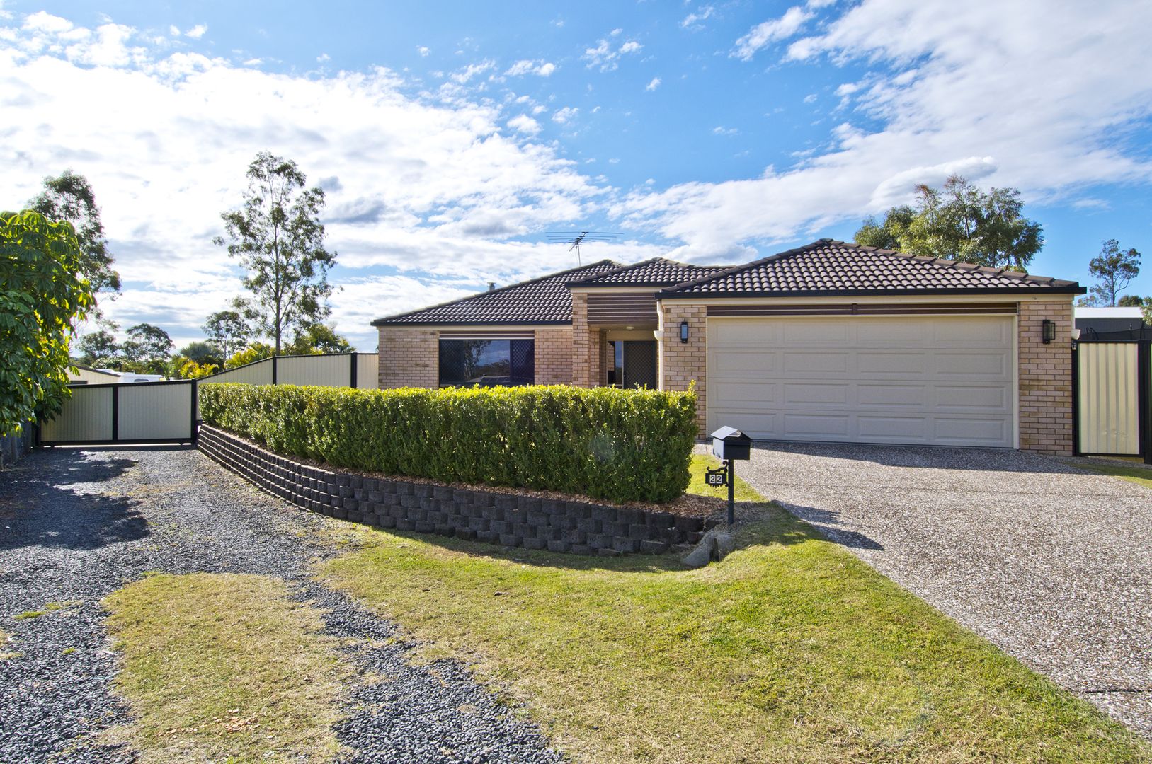 22 Oakdale Court, Gleneagle QLD 4285, Image 2