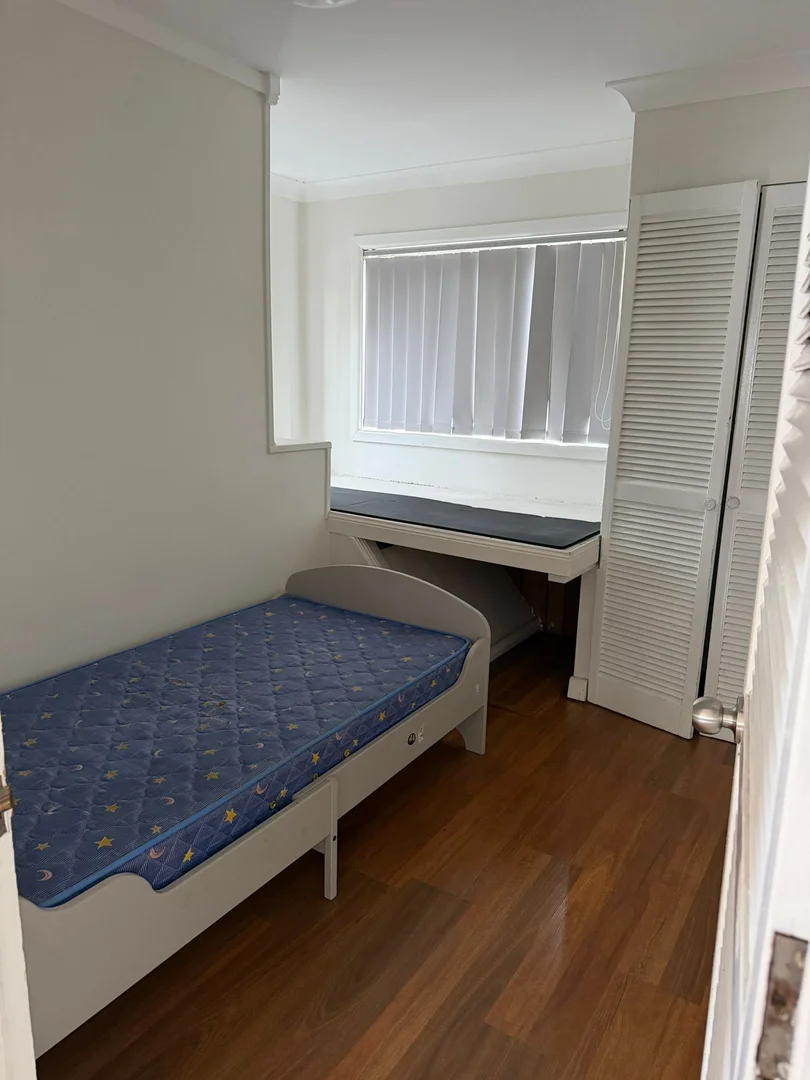 Additional image 8 of 39 (level 1) Waterside Crescent, Carramar NSW 2163