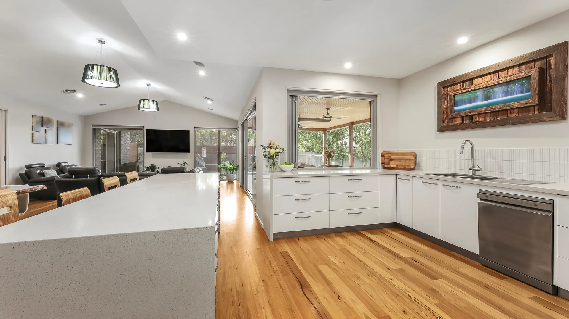 Additional image 12 of 2 Village Court, Mansfield VIC 3722