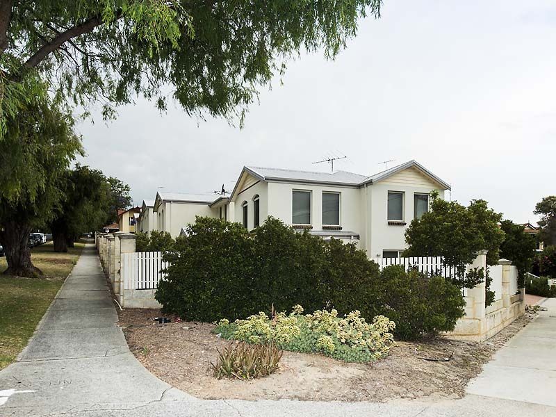 3 bedrooms House in 1/26 Harvey Street BURSWOOD WA, 6100