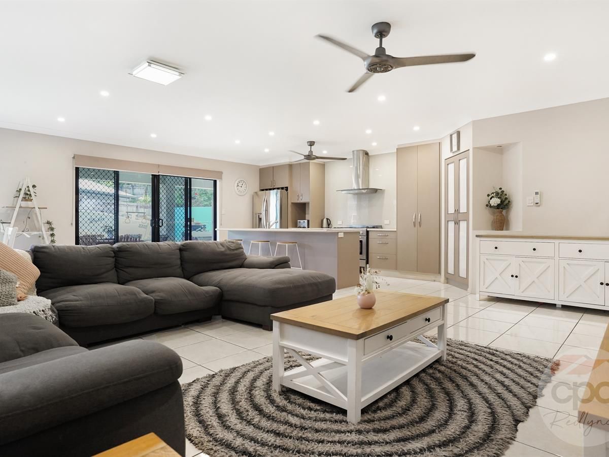 4 bedrooms House in 15 Milko Close BRINSMEAD QLD, 4870