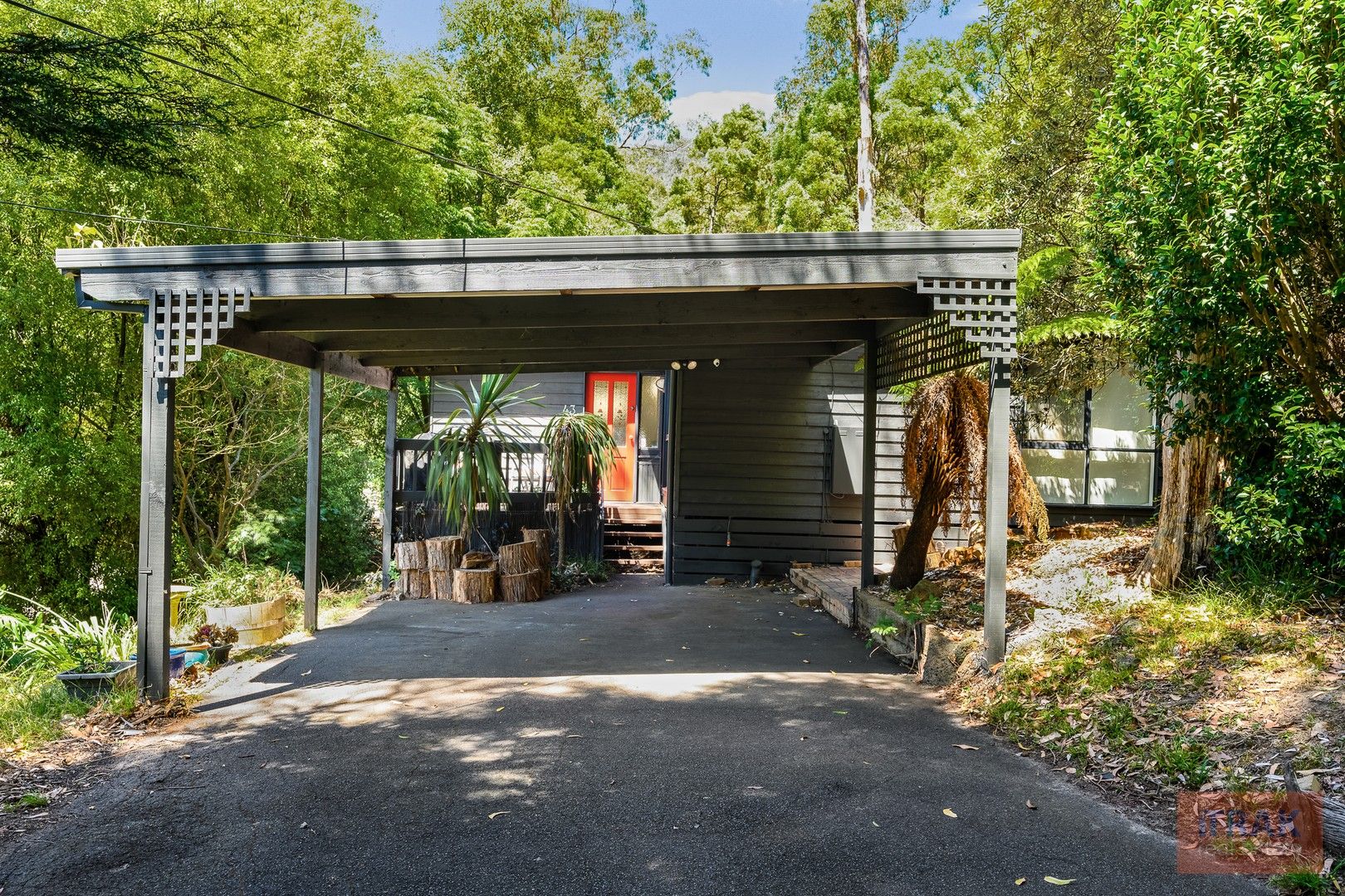 3 bedrooms House in 43 Inverness Avenue THE BASIN VIC, 3154