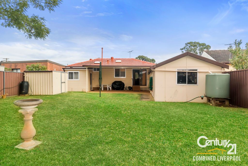 8 Gibb Avenue, Casula NSW 2170, Image 1