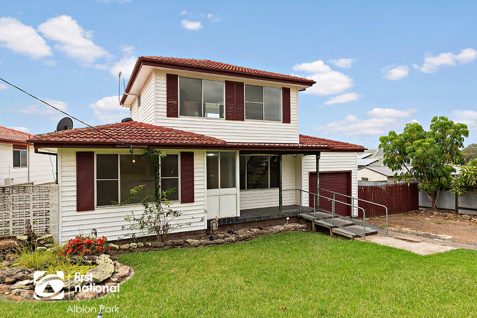 13 Gipps Crescent, Barrack Heights NSW 2528, Image 0