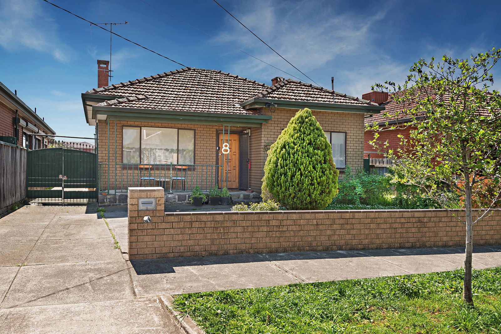 8 Westgate Street, Pascoe Vale South VIC 3044