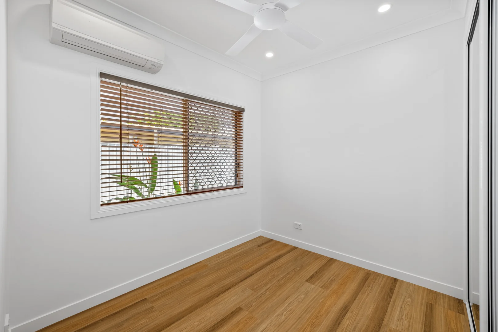 Additional image 7 of 219 Lake Street, Cairns North QLD 4870