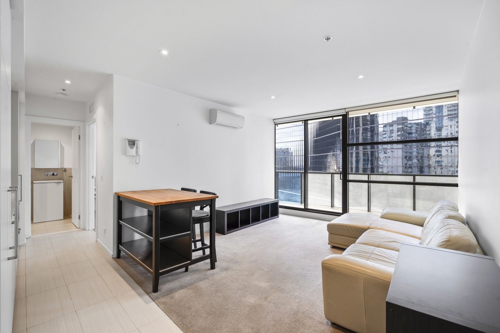 1 bedrooms Apartment / Unit / Flat in 904/50 Haig Street SOUTHBANK VIC, 3006