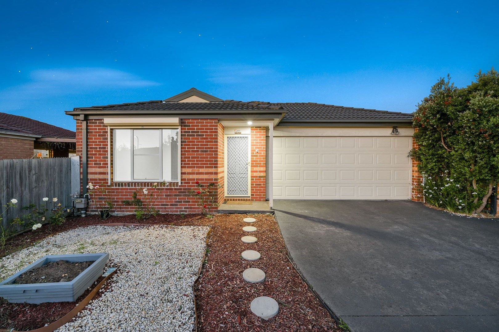 1/13 Kismet Close, Cranbourne West VIC 3977, Image 0