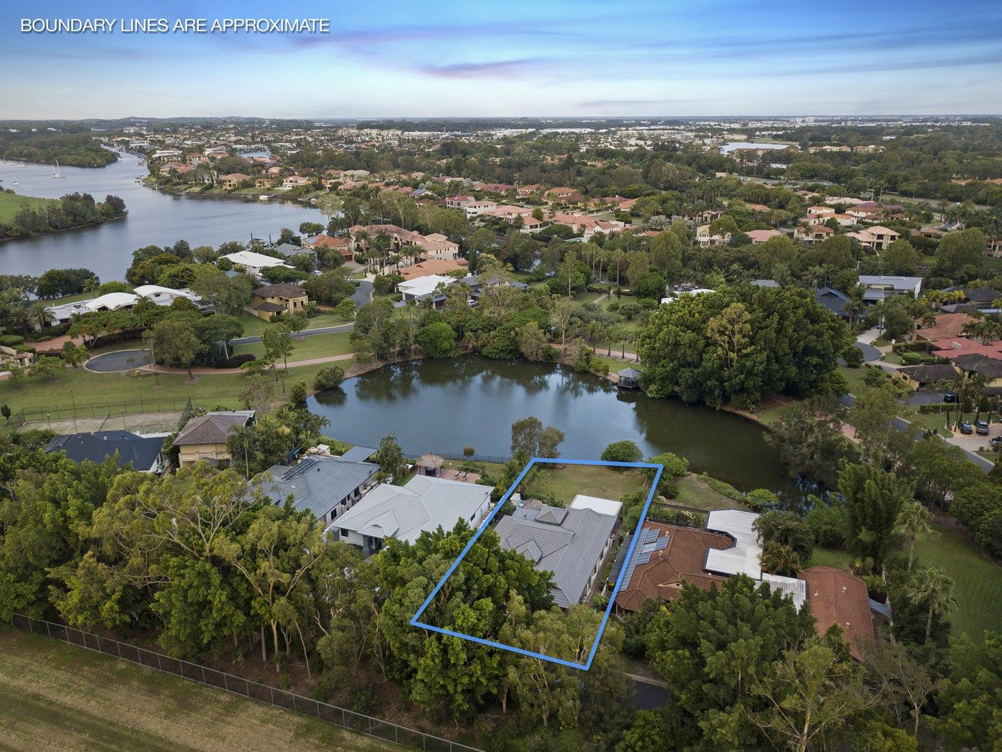 2 River Cove Place, Helensvale QLD 4212, Image 1