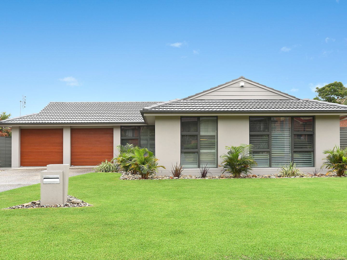 19 Parklands Drive, Shellharbour NSW 2529, Image 1