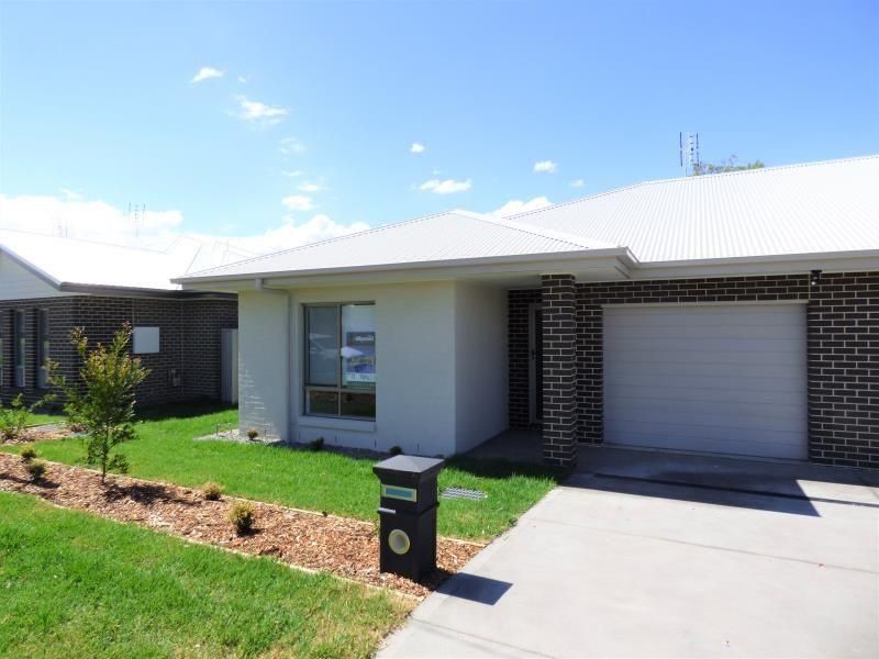 2/37 Third Street, Weston NSW 2326, Image 0