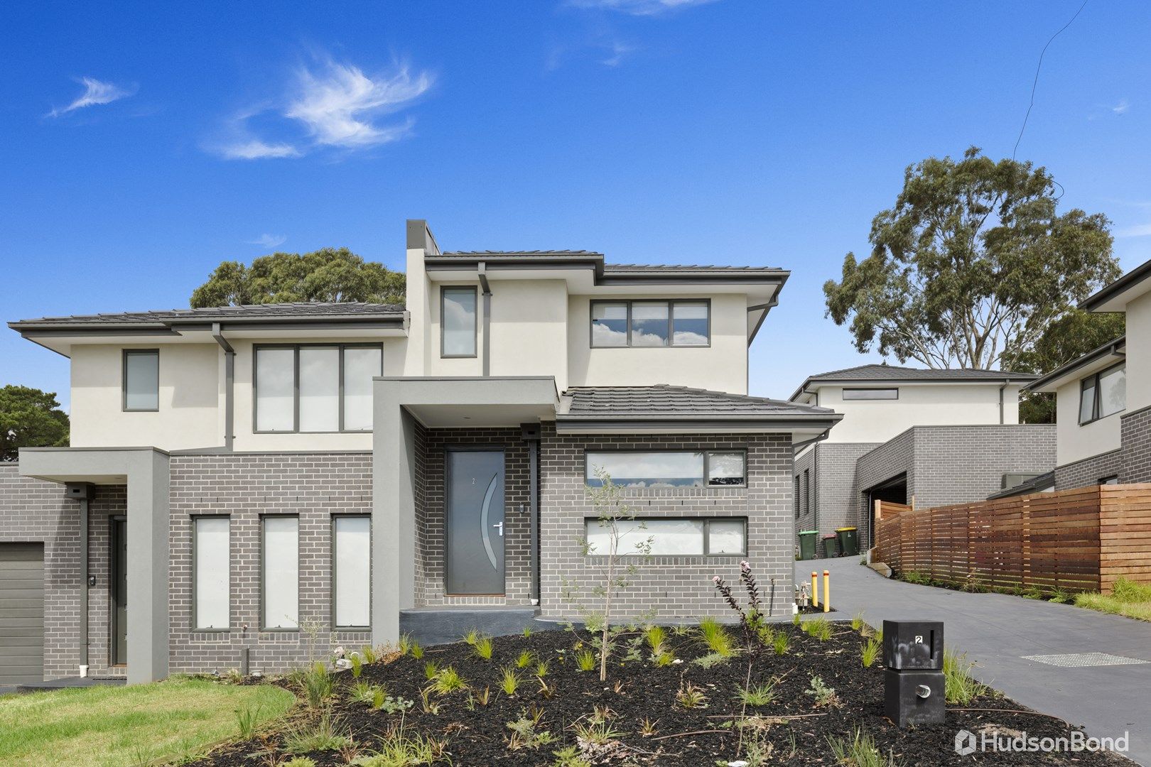 2 bedrooms Townhouse in 2/244 Thompsons Road TEMPLESTOWE LOWER VIC, 3107