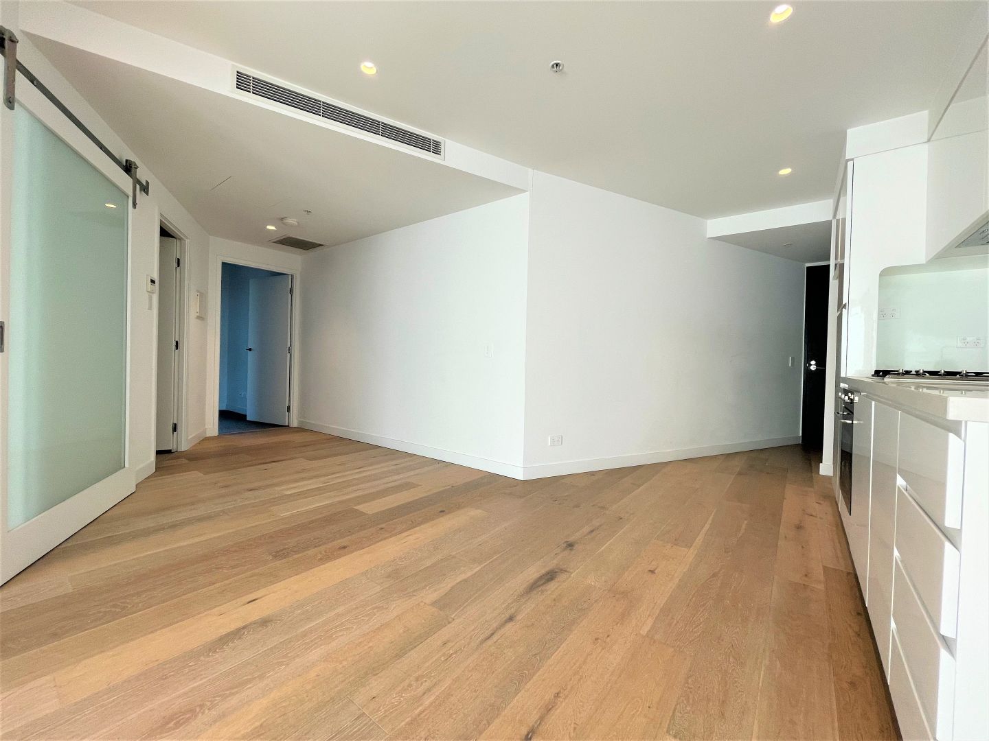 1202W/48 Balston Street, Southbank VIC 3006 Apartment For Rent 430