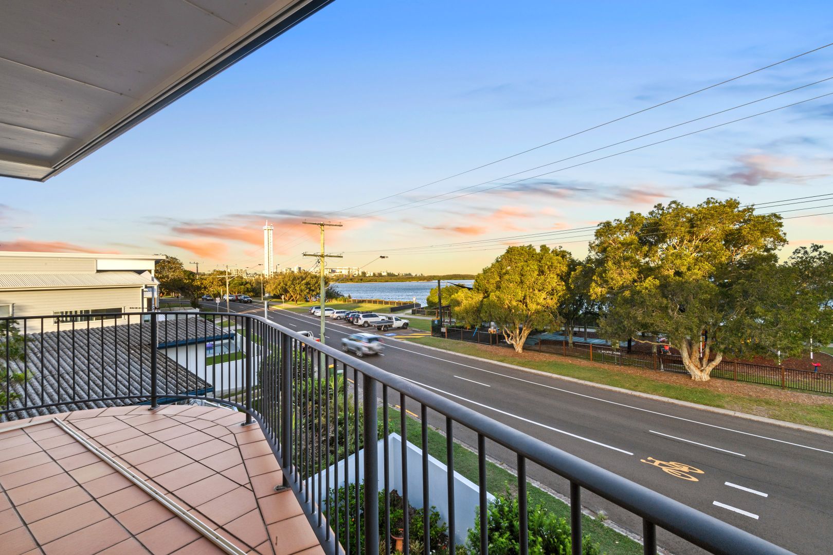 2/39 Esplanade, Golden Beach QLD 4551, Image 2