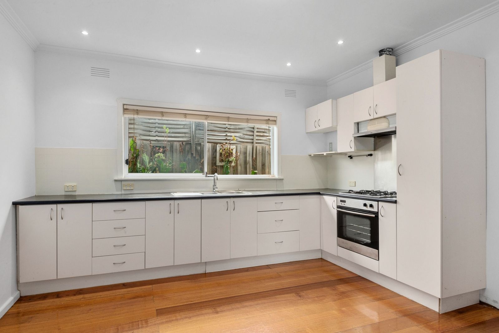 14 Castleton Road, Herne Hill VIC 3218, Image 1