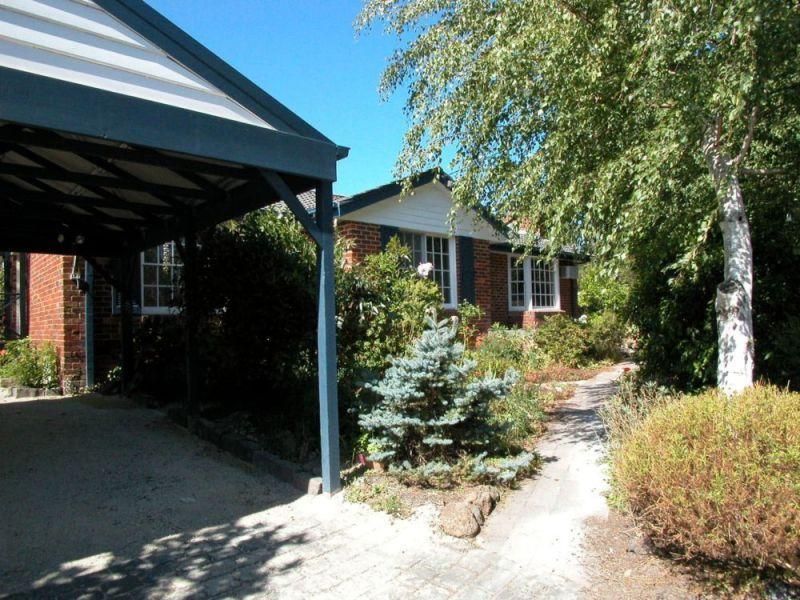 55 Woolston Drive, Frankston South Property History & Address