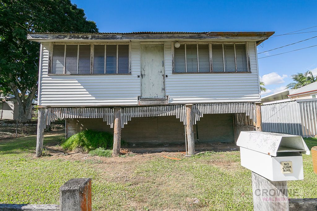 7 Stephenson Street, Sadliers Crossing QLD 4305