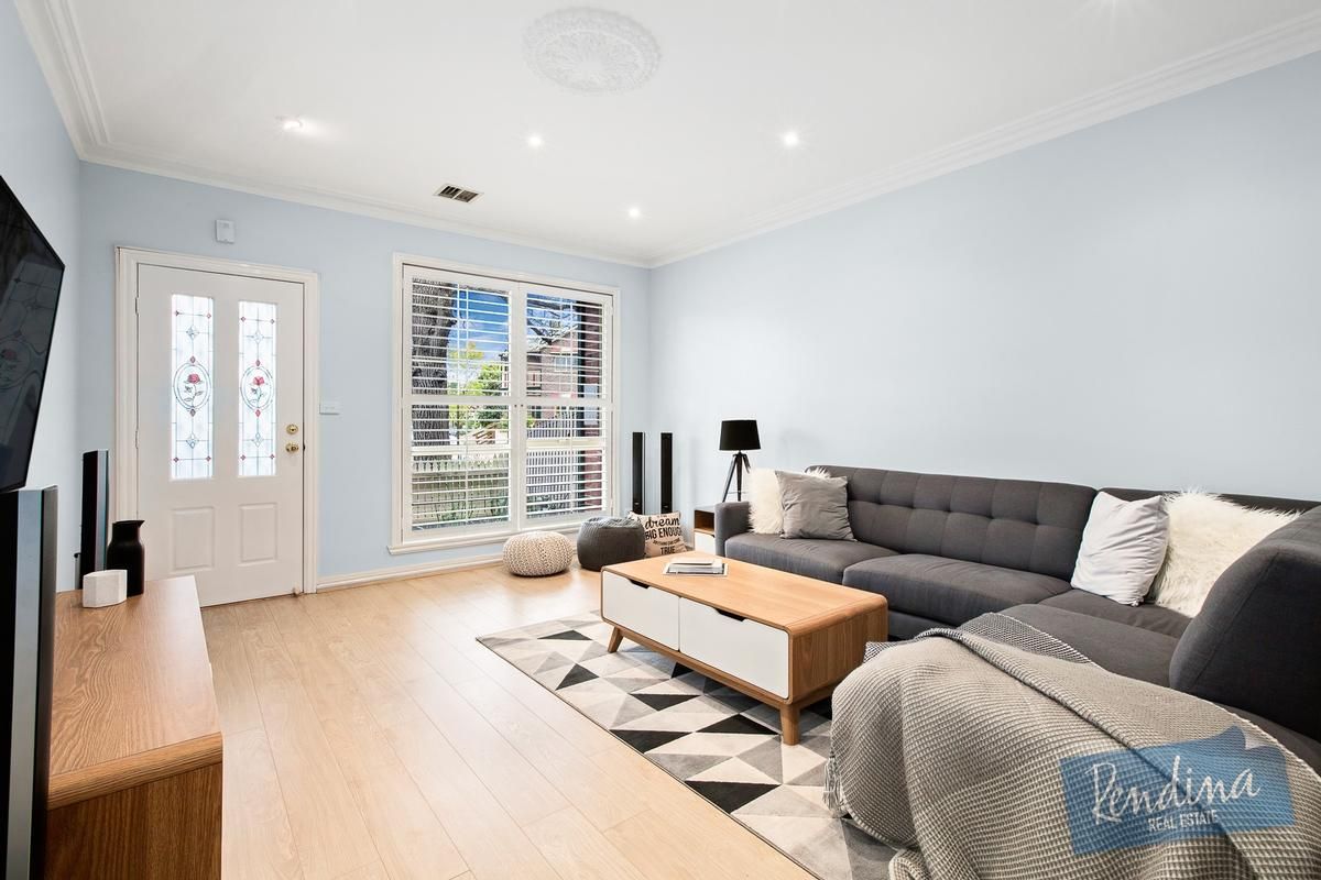 10 Market Street, Kensington VIC 3031, Image 2