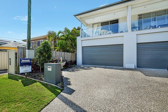 Picture of 2/9 Eider Avenue, PARADISE POINT QLD 4216