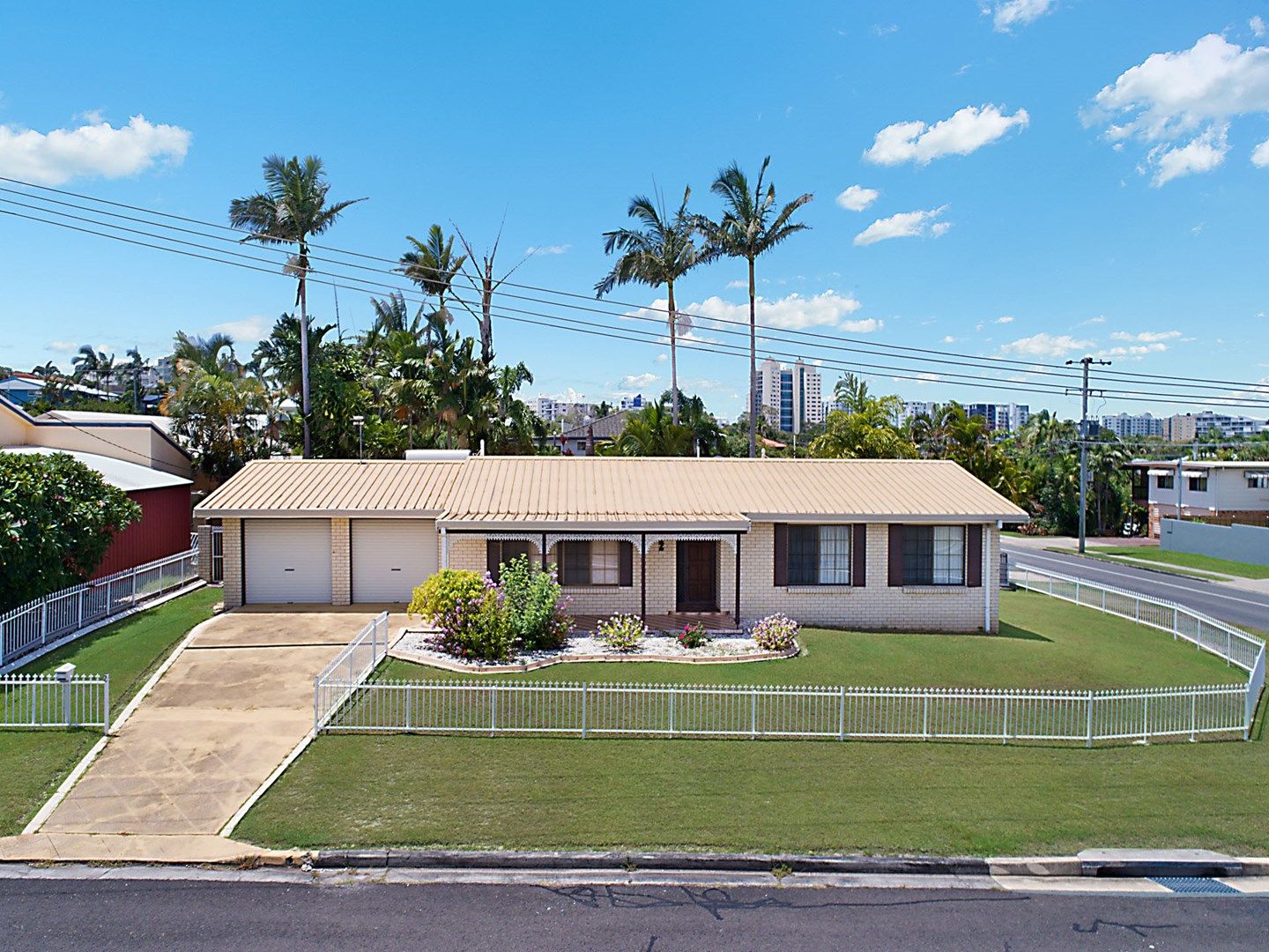 2 Agale Street, Mooloolaba QLD 4557, Image 0