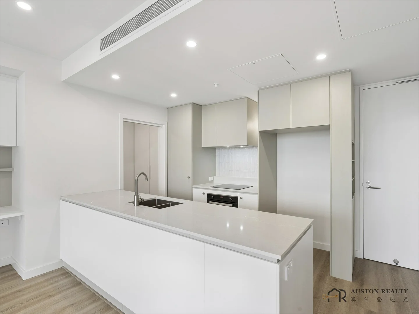 Additional image 2 of 704/15-17 Waverley Street, Southport QLD 4215