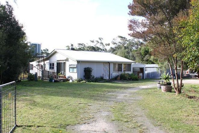 Picture of 70 Old Carrajung Road, CARRAJUNG LOWER VIC 3844