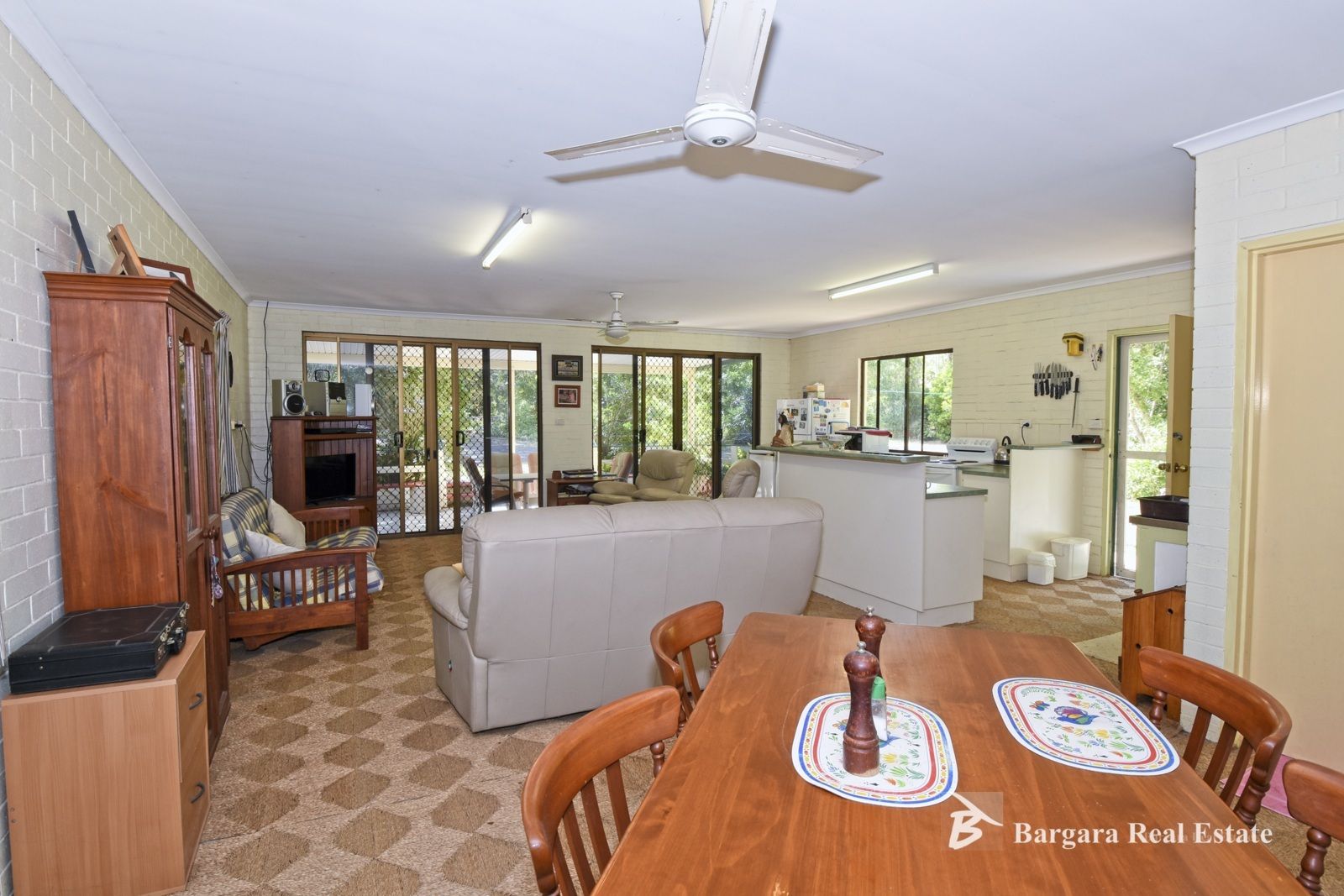 5A Kentia Ave, Moore Park Beach QLD 4670, Image 2