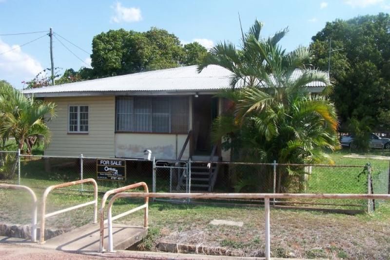 82 Hodgkinson Street, Charters Towers City QLD 4820
