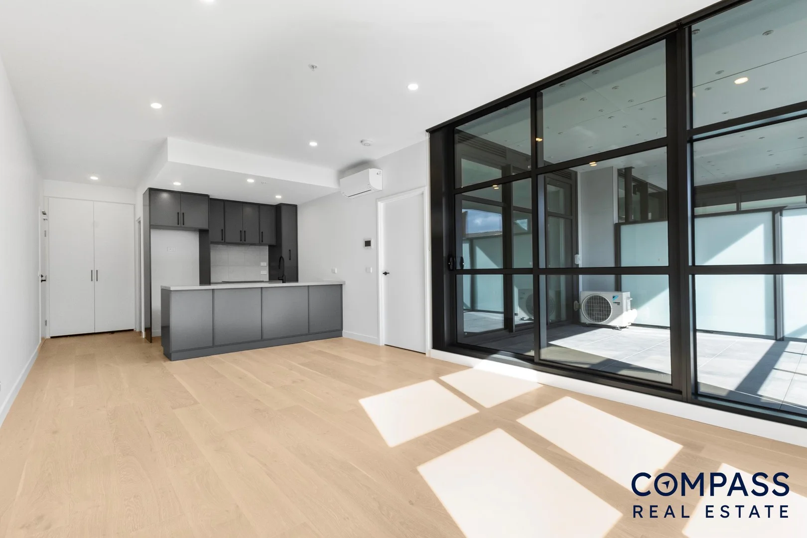 517/83 Sutton Street, North Melbourne VIC 3051