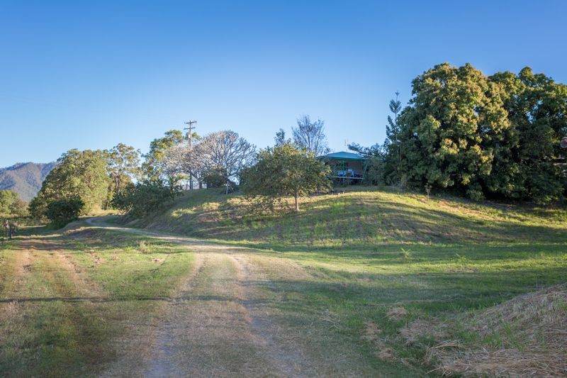 15 Thurgoods Road, Finch Hatton QLD 4756, Image 1