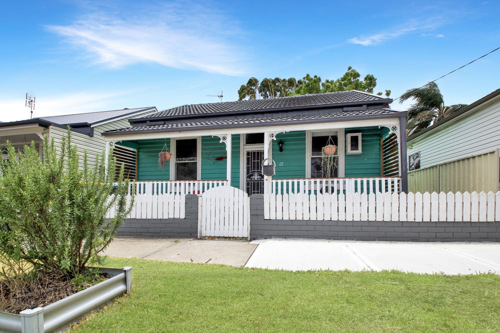 2 bedrooms House in 12 McIsaac Street TIGHES HILL NSW, 2297