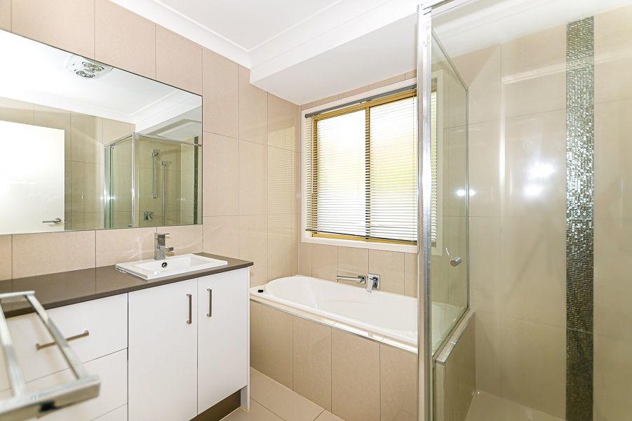 27 Bennelong Court, Beenleigh QLD 4207, Image 2