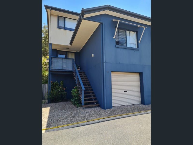 3 bedrooms Townhouse in unit 15/20 Paddington Drive CARRARA QLD, 4211