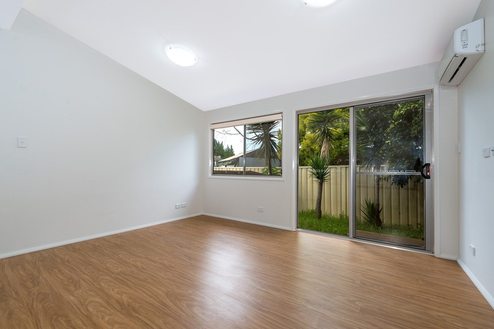 2 bedrooms House in 95a Fowlers Rd DAPTO NSW, 2530