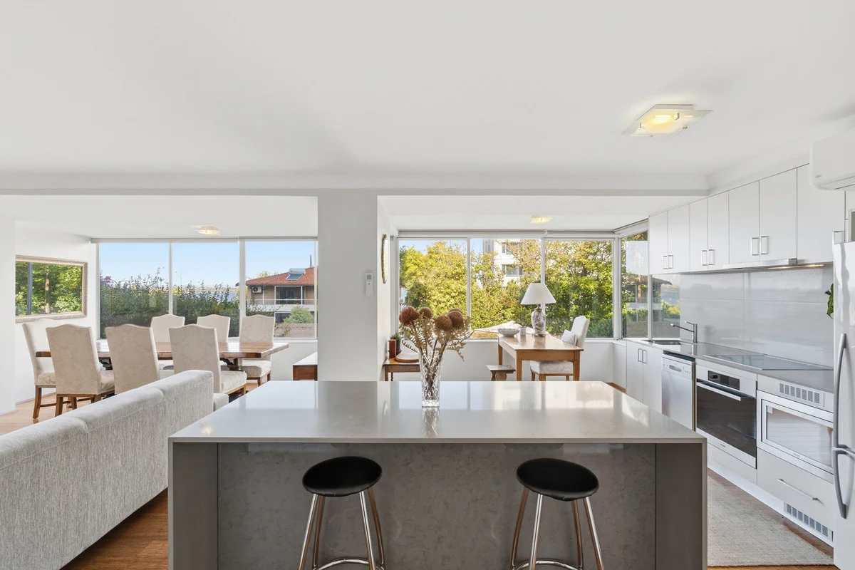 2/4 Crawley Avenue, Crawley WA 6009