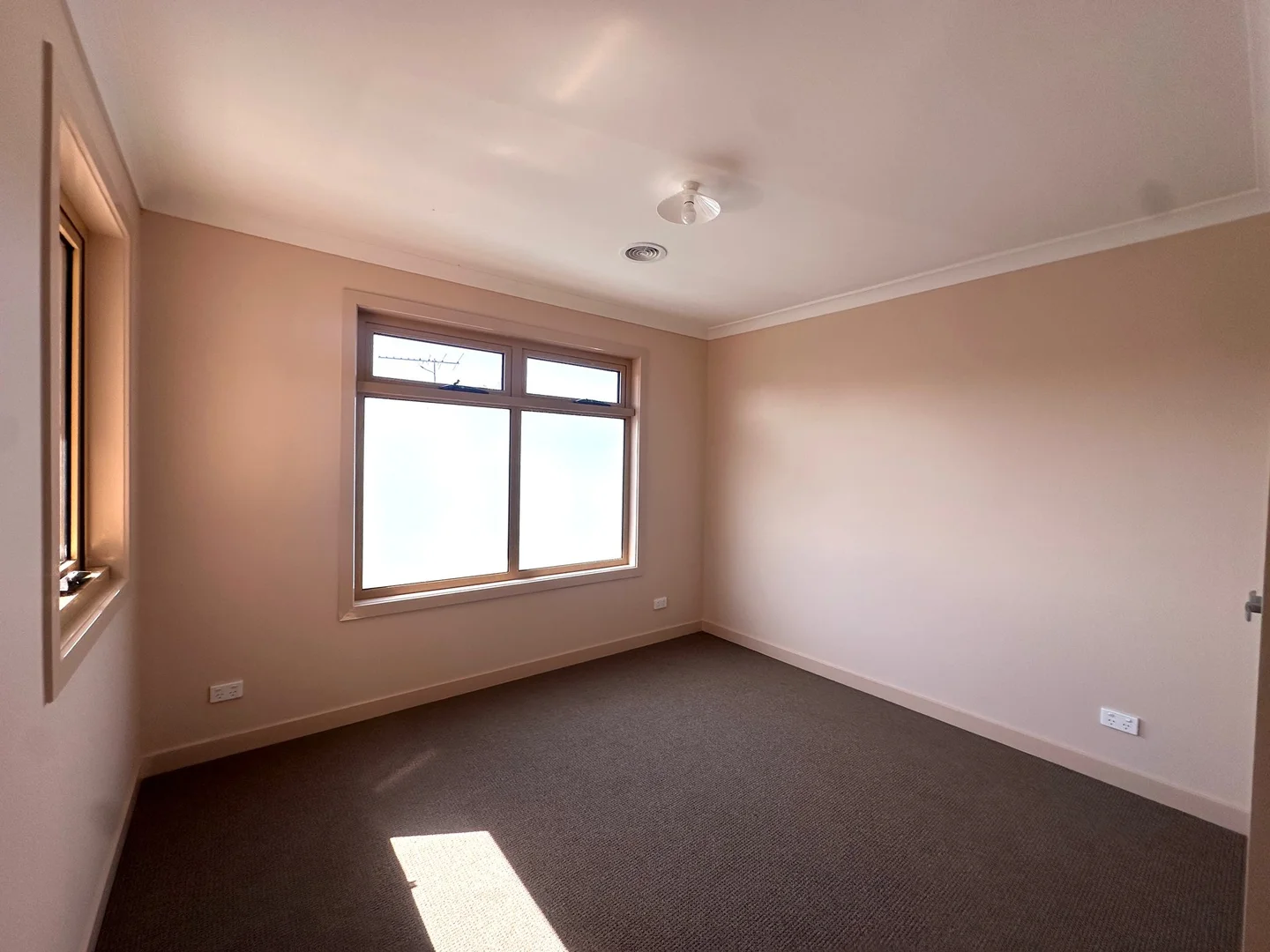 Additional image 10 of 2C Wykeham Court, Frankston VIC 3199