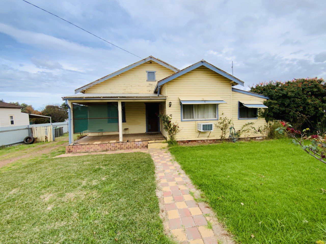 42 Molong Street, Condobolin NSW 2877, Image 0