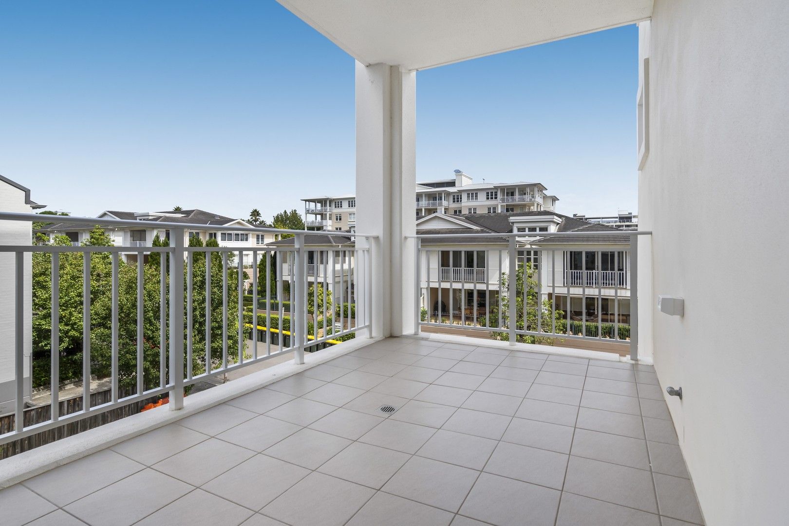 301/17 Woodlands Avenue, Breakfast Point NSW 2137 Apartment For Rent