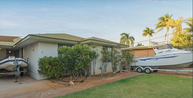 4 bedrooms House in 5 Warren Way EXMOUTH WA, 6707
