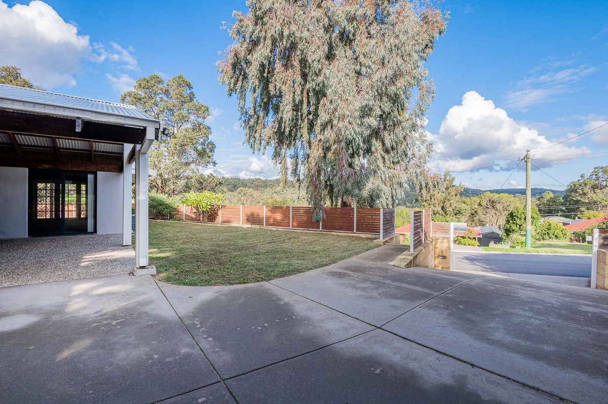 9 Coolabah Drive, Mount Nasura WA 6112, Image 2