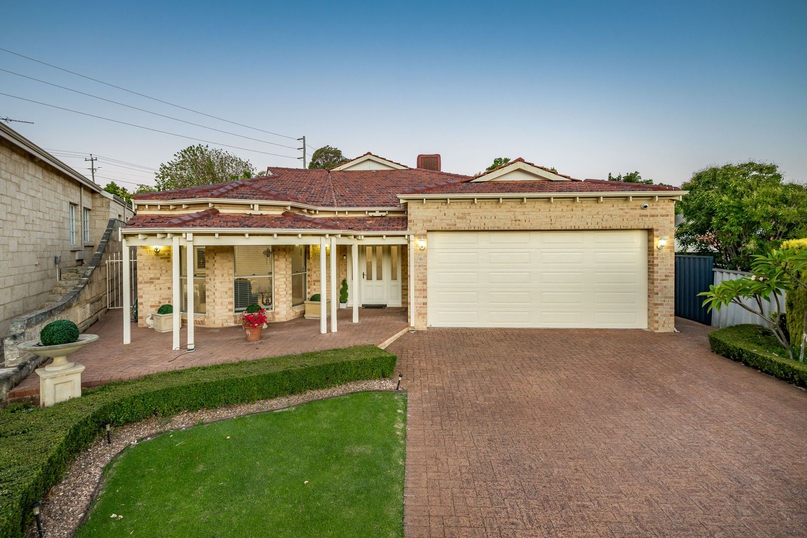 8 O'ryan Close, Gwelup WA 6018, Image 0