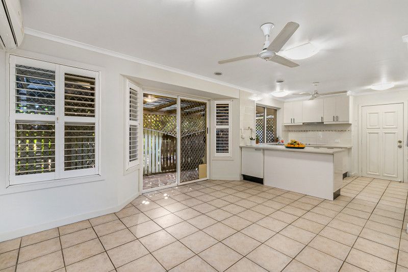 2/838 Oxley Road, Corinda QLD 4075, Image 2