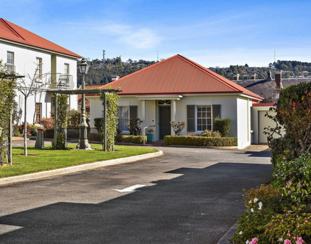 5 St John Square, Launceston TAS 7250