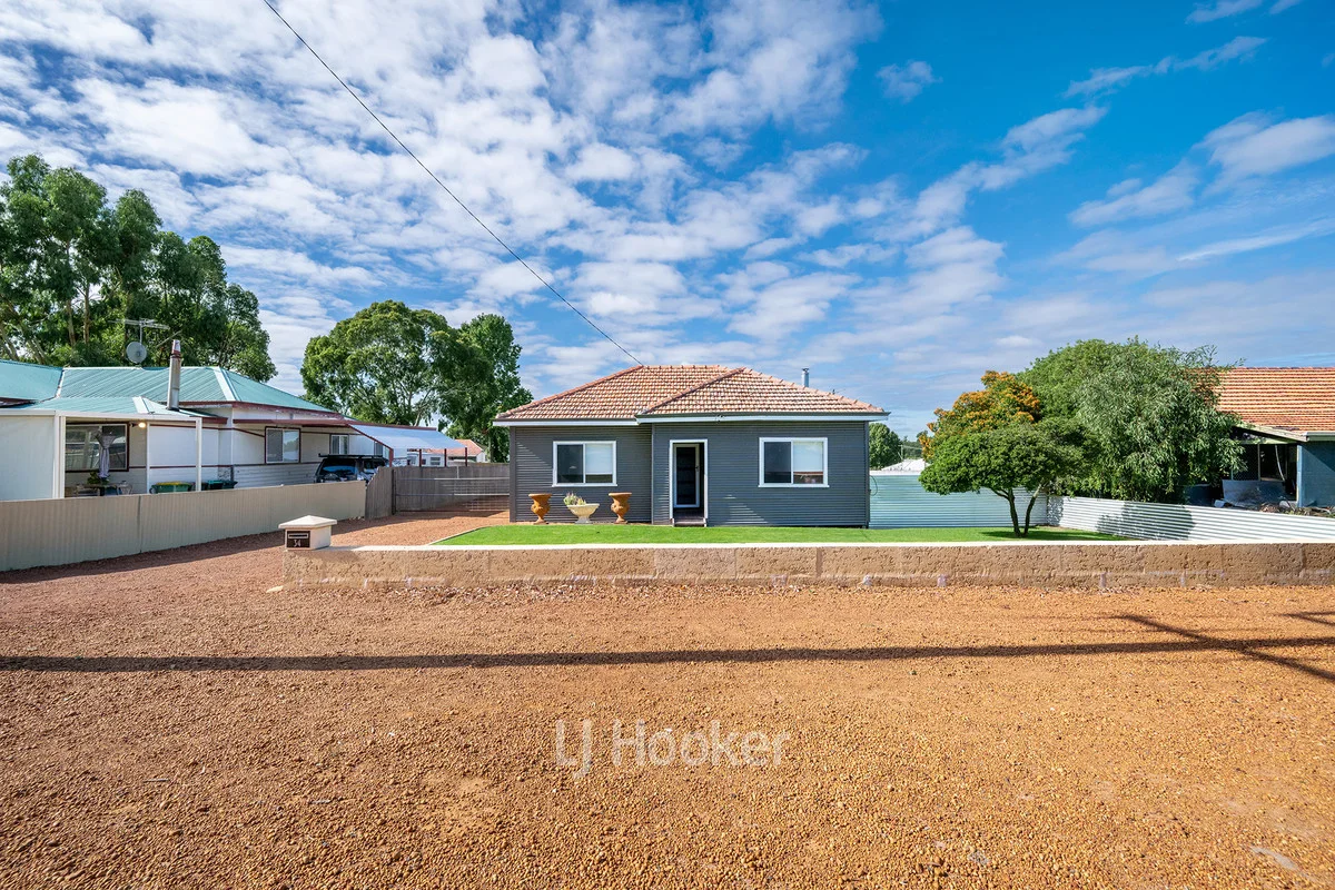 Primary image of 34 Porter Street, Collie WA 6225