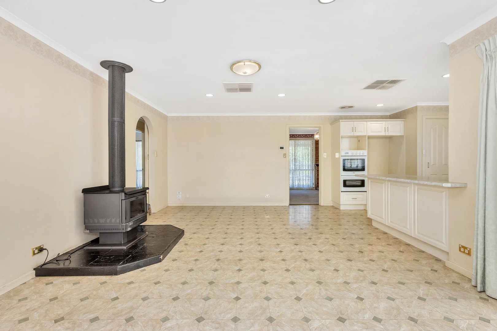 5 Linda Street, Shea-Oak Log SA 5371 | Domain