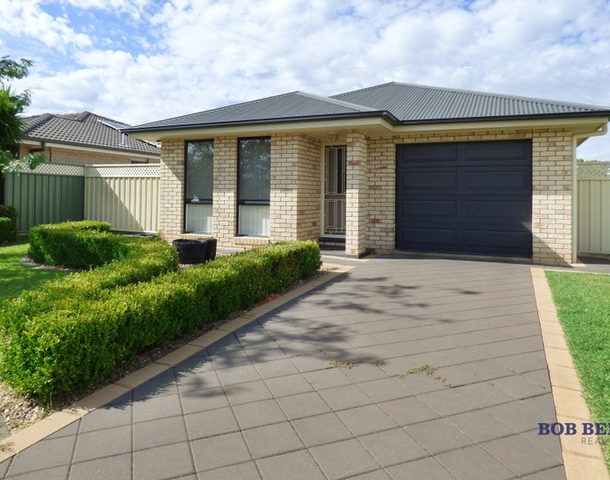 9 Torvean Avenue, Dubbo NSW 2830