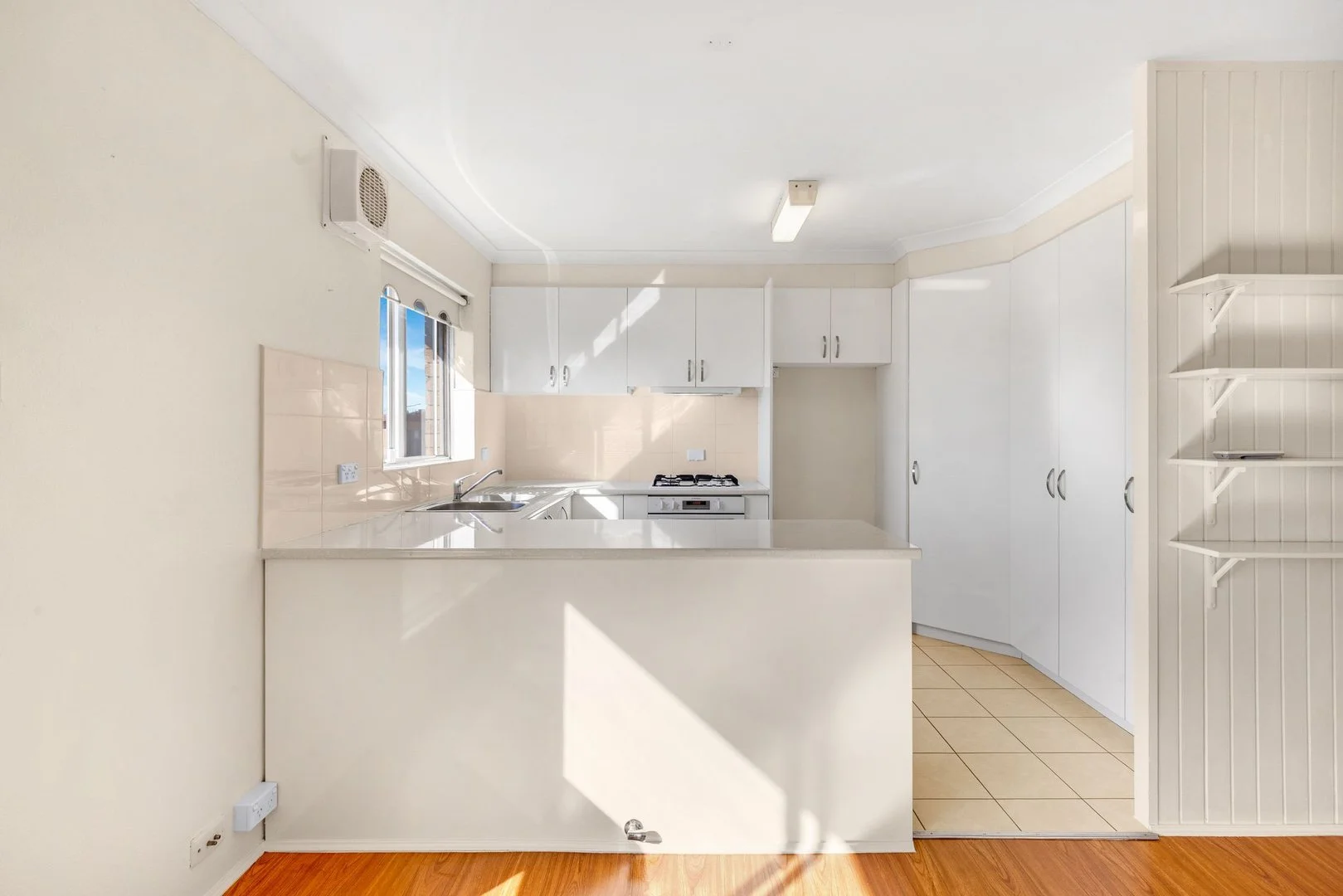 Additional image 4 of 15/12 Federal Avenue, Crestwood NSW 2620