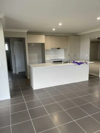 Additional image 7 of 9 Compass Crt, Warwick QLD 4370