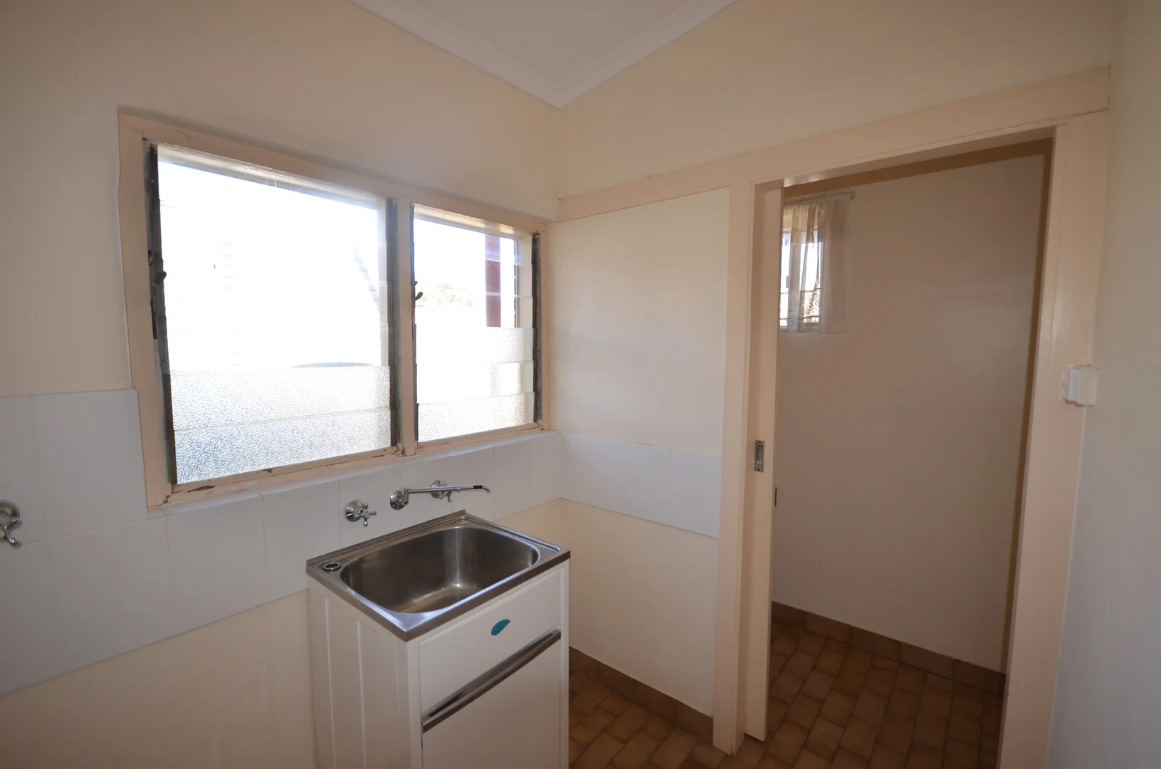 Additional image 6 of 8 Guilford St, Clare SA 5453